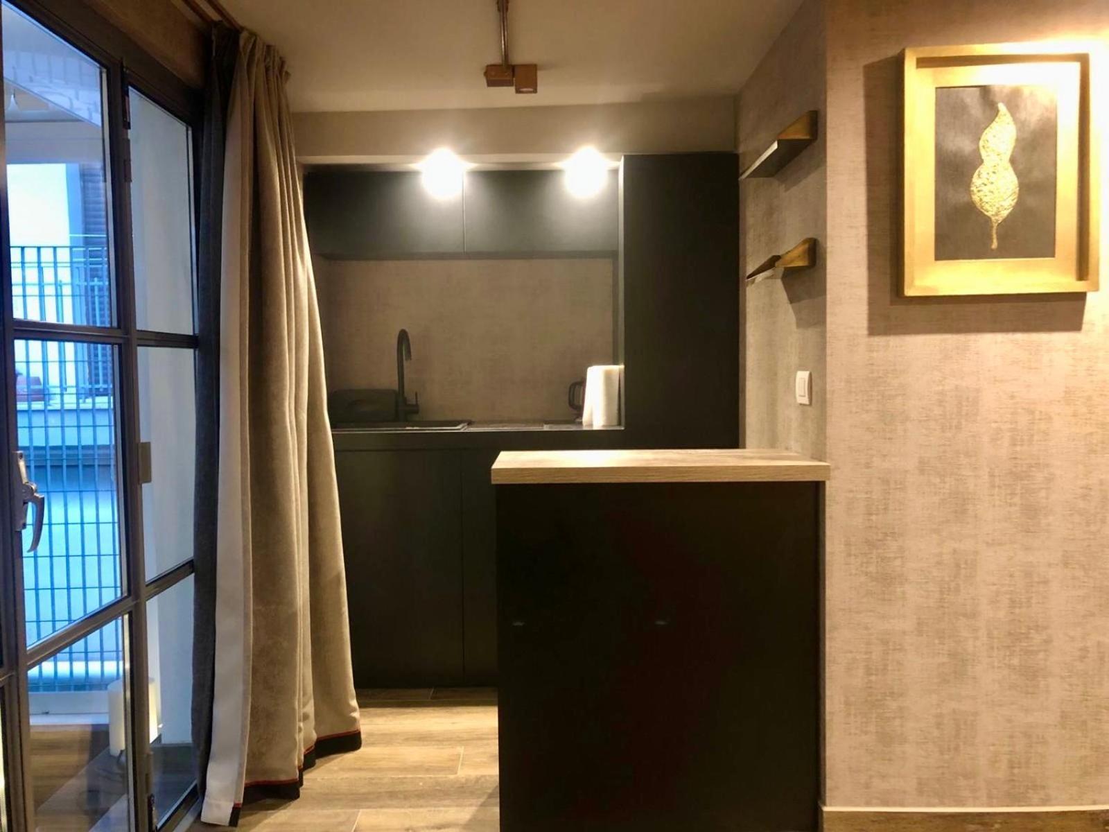 Appartement Portrait Luxury Loft à Bari Extérieur photo